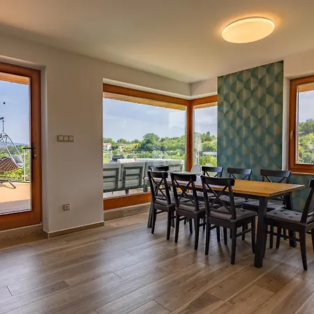 Apartmán Lila Akac Vendeghaz *